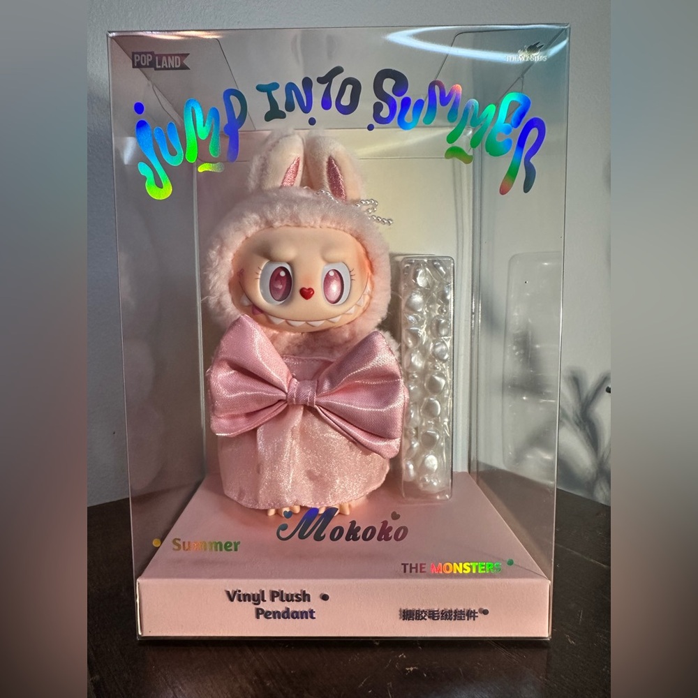 Pop Mart Exclusive Mokoko Jump into Summer Labubu